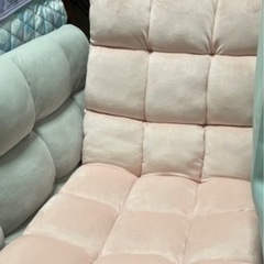 座椅子ピンク