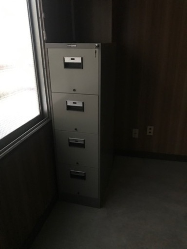 お譲りします！ スチール書庫（中古・Aランク）