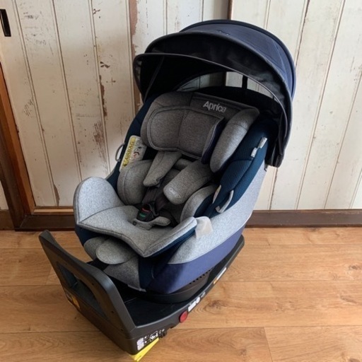 アップリカ ☆ チャイルドシート ☆ クルリラプラス 2041789 ☆ ISOFIX