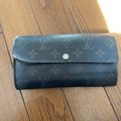 VUITTON 長財布