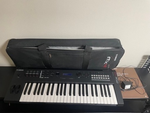 鍵盤楽器、ピアノ YAMAHA  MX49