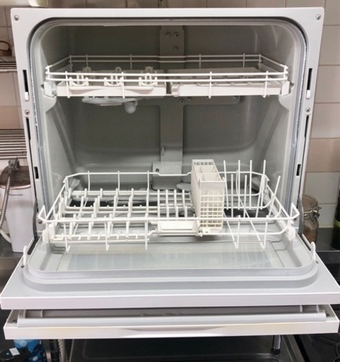 2018年製】パナソニック 食器洗い乾燥機 NP-TH1-W 