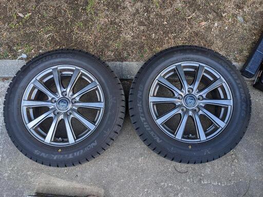 中古】2022年製スタッドレスタイヤ 205/60R16 アルミホイール付き4本