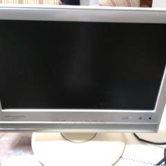 16型テレビ 2011年製