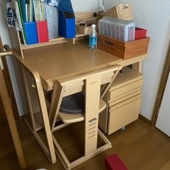OKAMURAの勉強机