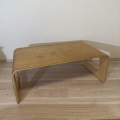 Cleo クレオ 木製リビングテーブル 900mm幅 曲げ木材 ...