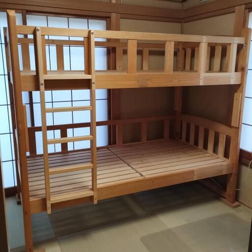2段ベッド　国産檜　無垢材　日本製　\n傷汚れあり。