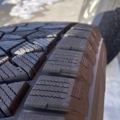 215/70R16  スタッドレスタイヤ　ホイールセット　デリカ　エクリプスクロス等