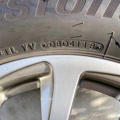 215/70R16  スタッドレスタイヤ　ホイールセット　デリカ　エクリプスクロス等