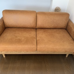 【取引終了】フリート ２人掛け ソファ レザーテックス キャメル　☆サイドテーブル付き☆