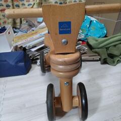 ボーネルンドの木製三輪車