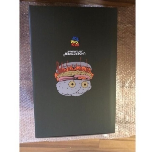 UNDERCOVER MEDICOM TOY HAMBURGER LAMP