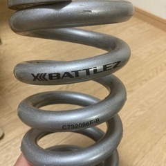 ハイラックス　リフトアップ　スプリング　ジャオス