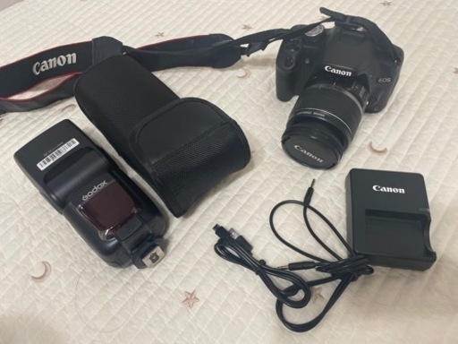 ◎最終値下げ◎canon kiss  EOS X3   デジタル一眼レフカメラ　TT600 ストロボ　セット