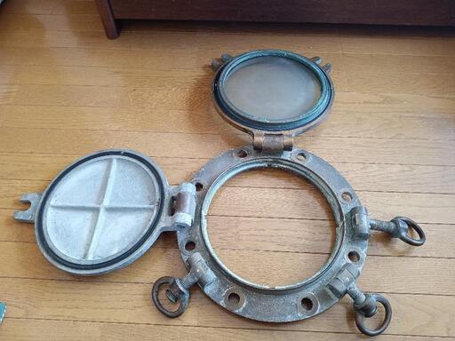 真鍮製 重厚な船窓 ビンテージ 真鍮製 重厚な船窓 ビンテージ