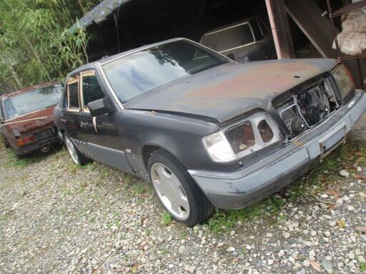 ベンツ-E400-外装部品―フロントバンパー販売 節約 