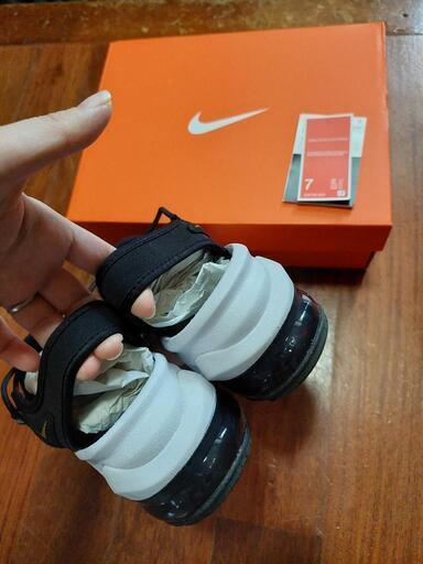 NIKEエアマックスココ24 - 売ります・あげます