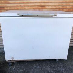 冷凍ストッカー　冷凍庫　上開きタイプ　業務用　飲食店　230204-2