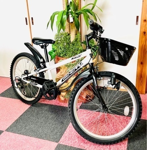 [受付終了]致しました [超美品] 軽快速自転車 6段変速 22インチ式(今がチャンス)