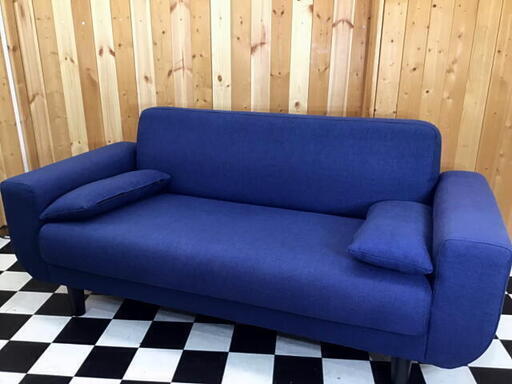 2人掛け布ソファー　1600×670×680　ブルーカラー　少し大きめ　クッション付き　住まい　家具　椅子