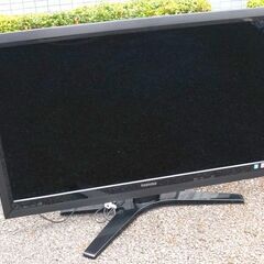 東芝　REGZA 42V型 LED フルハイビジョン液晶テレビ　です。