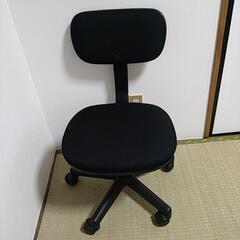 【無料】キャスター付き椅子 パソコン椅子