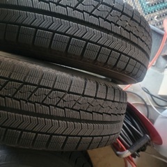 スタッドレスvrx165/70/14 フリード、ヴィッツ