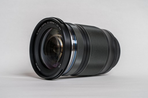 美品 OLYMPUS M ED12-200F3.5-6.3 超軽量ズームレンズ