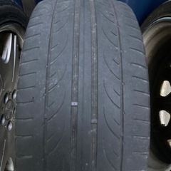 30プリウス　ワーク　ヴァリアンツァ　225 40 18㌅