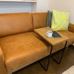 【取引終了】フリート ２人掛け ソファ レザーテックス キャメル　☆サイドテーブル付き☆