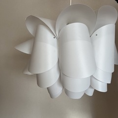IKEA ペンダントライト ホワイト ① 天井照明