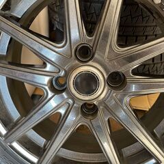 PIRELLI スタッドレス175/65 R15