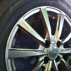 冬15インチ【富山】フィット FIT シャトル インサイト グレイス ヴィッツ アクア ポルテ カローラ フィールダー スイフト 185/60R15 ヨコハマ