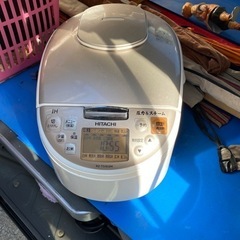 炊飯器　日立　RZ-TS103M 中古　2019年製