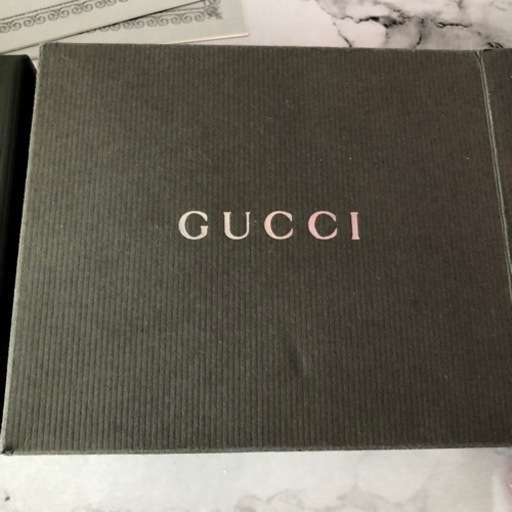 GUCCI 腕時計　レディース