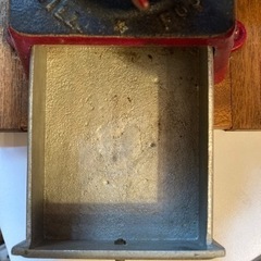 KARAFURU  片耳用 ピアス・イヤリング 象嵌 ロング-超美品！お洒落なアンティークコーヒーミル