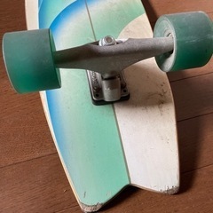 Carver エメラルドピーク C7トラック サーフスケート