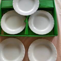 真っ白な5枚皿