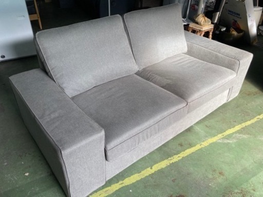 ● 2〜3人掛けソファー、IKEA、グレー、幅187センチ