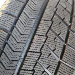 冬17インチ【富山】エスティマ C-HR アルファード カローラ クロスロード MPV エクストレイル エルグランド 冬 ブリヂストン 215/60R17 中古4本 IS45 +45 ET45