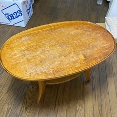 木製猫足テーブル
