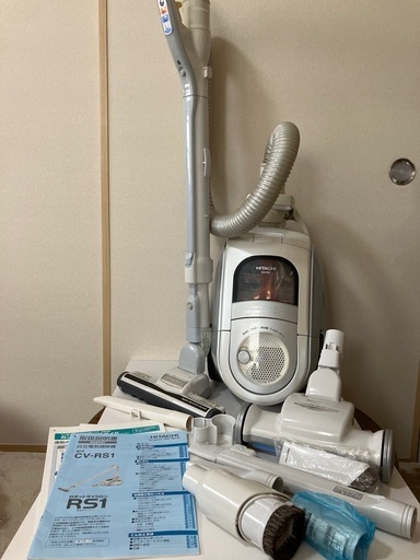 日立　ロボットサイクロン掃除機