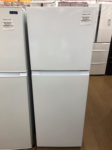 【店頭受け渡し】(73)  YAMADA  YRZ-F23H1  2ドア冷凍冷蔵庫　2022年製　236L  中古品