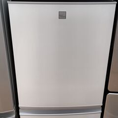 ★ジモティ割あり★ SHARP 冷蔵庫 137L 年式19年製 動作確認／クリーニング済み SJ885 ☆ジモティ割あり☆ SHARP 冷蔵庫 137L 年式19年製 動作確認