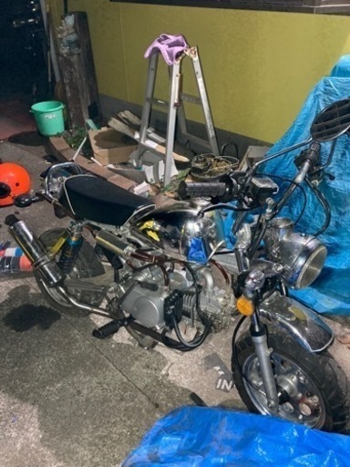 モンキー125  走行距離140キロほど！室内保管ほぼ新車！