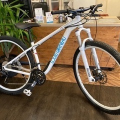 【前後タイヤ・チューブ新品！ルイガノ】3×9速　ディスクブレーキ　29インチマウンテンバイク　ホワイト 前後タイヤ・チューブ新品！ルイガノ】3×9速 ディスクブレーキ 29
