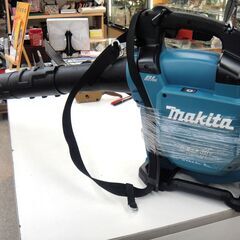 MAKITA マキタ 充電式 ブロア 集じん機能付き MUB36...