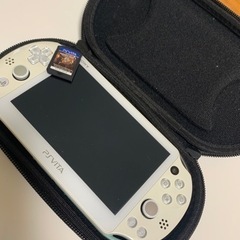 PS Vita 2000 充電器なし