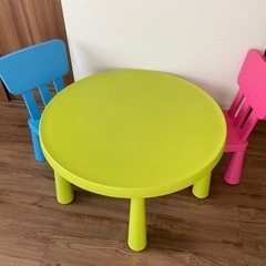 IKEA 子供テーブル