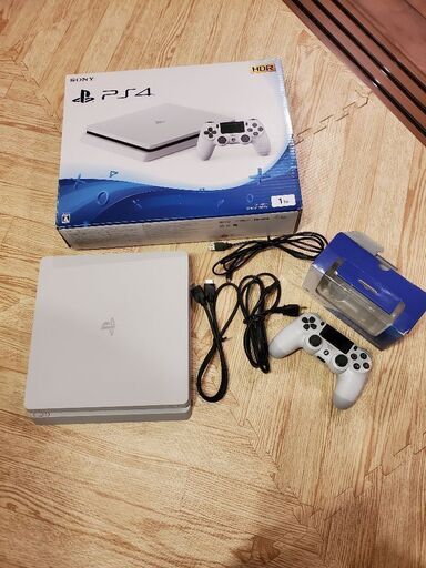 プレイステーション PS4 CUH-2100B B02 Glacier White 1TB